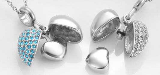 Hearrt shaped cremation ashes jewellery pendant