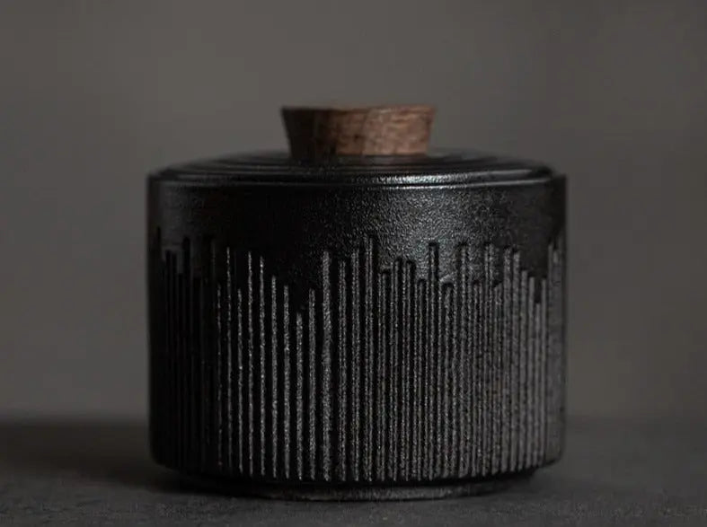 Umarmen Pet or Keepsake Ashes Urn-Pet Urn for Ashes-Cremation Urns- The cremation urns for ashes and keepsakes for ashes come in a variety of styles to suit most tastes, decor and different volumes of funeral ashes.