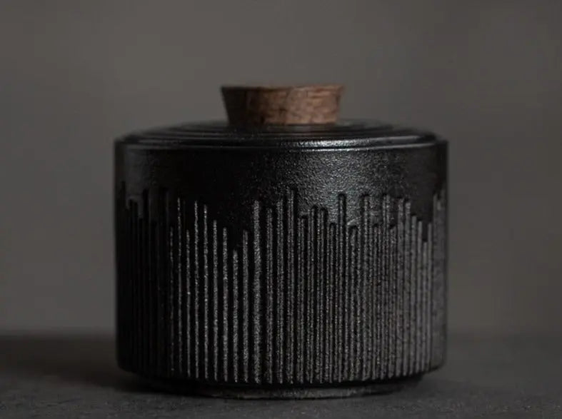 Umarmen Pet or Keepsake Ashes Urn-Pet Urn for Ashes-Cremation Urns- The cremation urns for ashes and keepsakes for ashes come in a variety of styles to suit most tastes, decor and different volumes of funeral ashes.