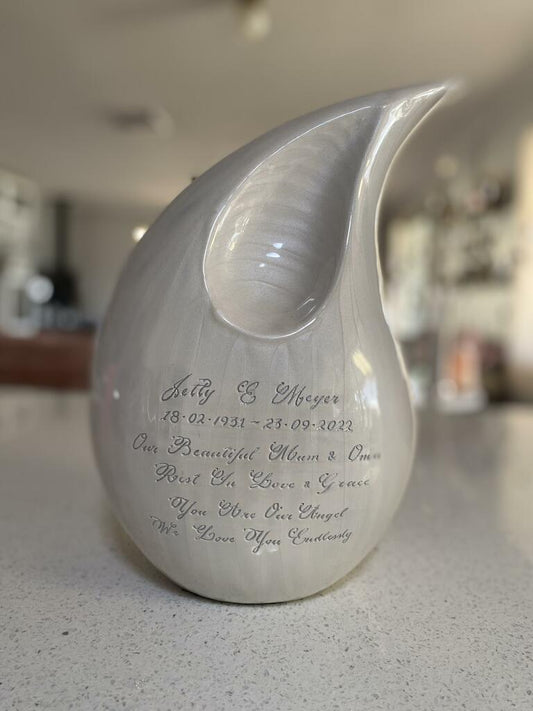 Personalizing Your Cremation Urn