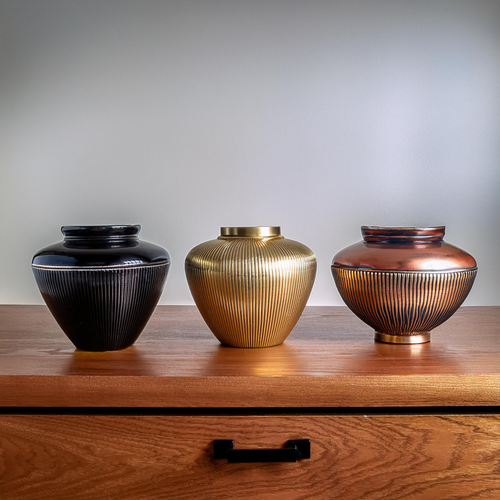 4. Materials and Styles of Cremation Urns