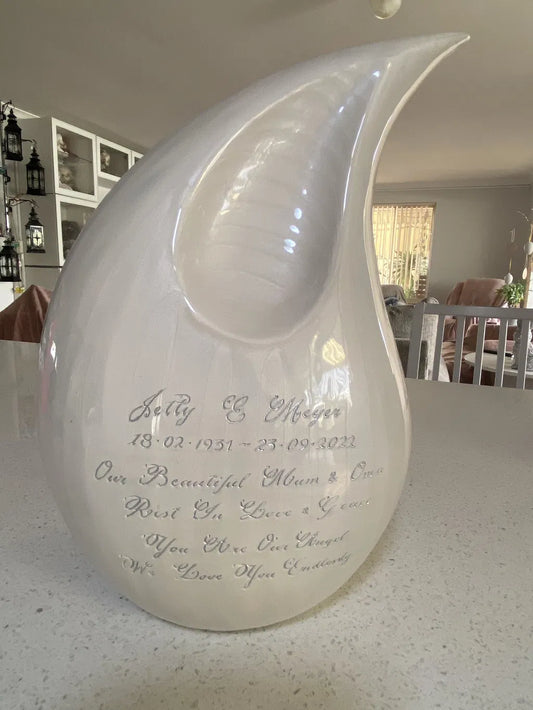 Personalized Urns for Ashes: A Complete Guide