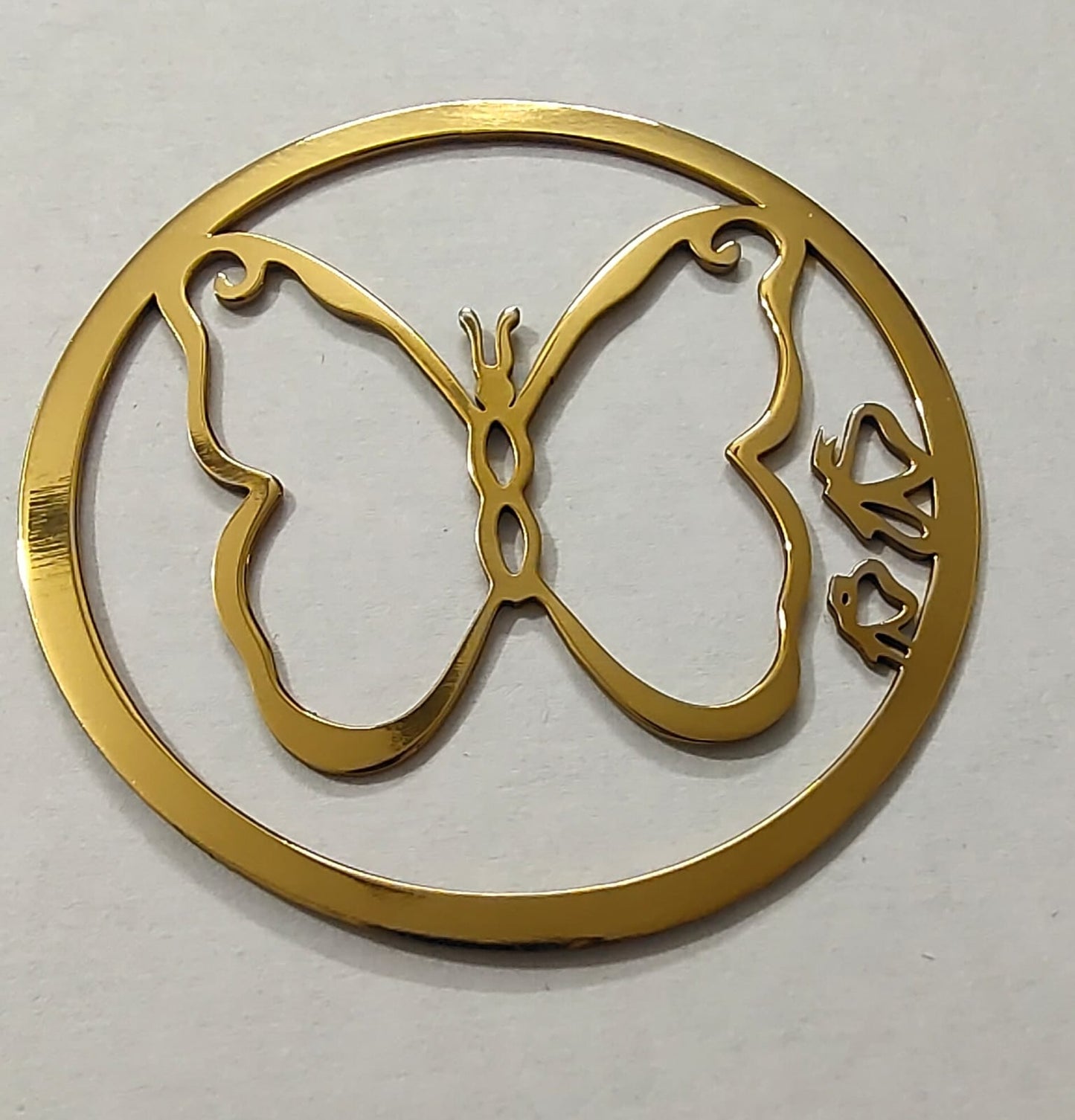 Ardora Pet or Keepsake Ashes Urn-Adult Urn for Ashes-Cremation Urns- The cremation urns for ashes and keepsakes for ashes come in a variety of styles to suit most tastes, decor and different volumes of funeral ashes.