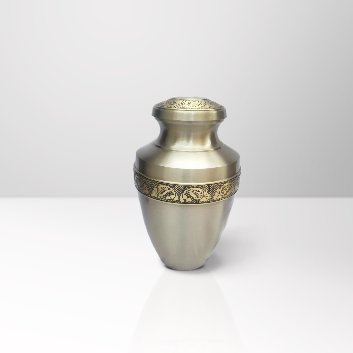 Eterno Adult Ashes Urn-Adult Urn for Ashes-Cremation Urns- The cremation urns for ashes and keepsakes for ashes come in a variety of styles to suit most tastes, decor and different volumes of funeral ashes.