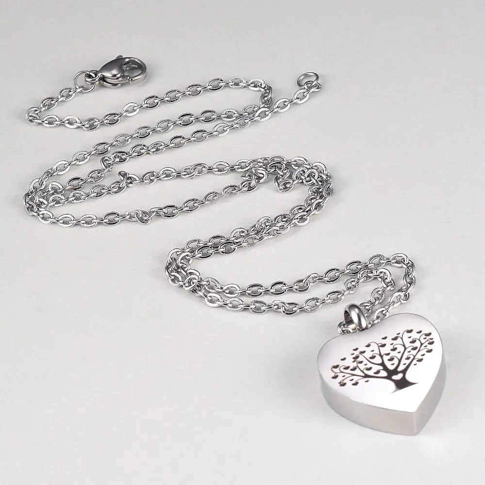 Coeur Cremation Ashes Keepsake Pendant-Keepsake Cremation Jewellery-Cremation Urns- The cremation urns for ashes and keepsakes for ashes come in a variety of styles to suit most tastes, decor and different volumes of funeral ashes.