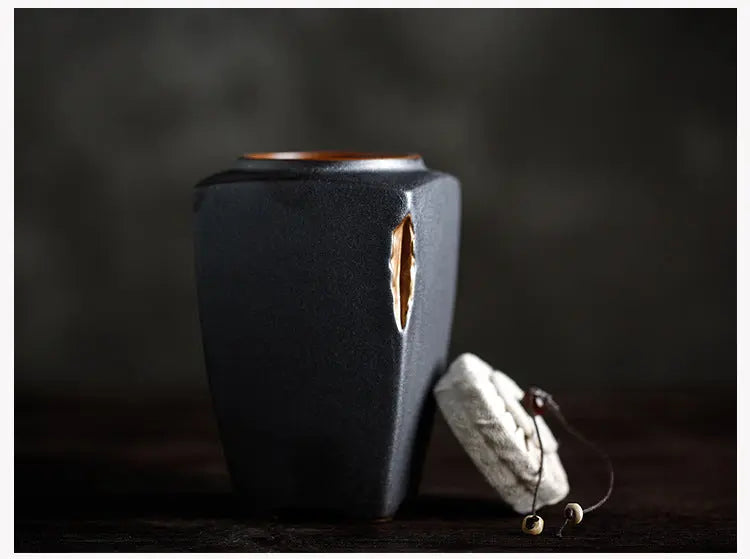 Halaus Pet or Keepsake Ashes Urn-Pet Urn for Ashes-Cremation Urns- The cremation urns for ashes and keepsakes for ashes come in a variety of styles to suit most tastes, decor and different volumes of funeral ashes.
