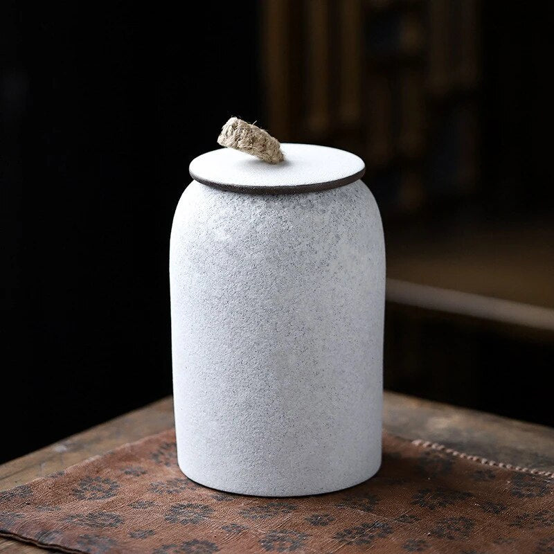 Liefde Pet or Keepsake Ashes Urn-Pet Urn for Ashes-Cremation Urns- The cremation urns for ashes and keepsakes for ashes come in a variety of styles to suit most tastes, decor and different volumes of funeral ashes.